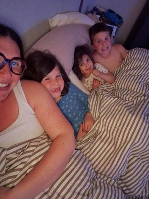 Image post by @thesharonmoms on Instagram