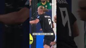 Video post by @foxsports on YouTube