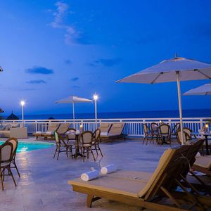 Image post by @tuucishade on Instagram