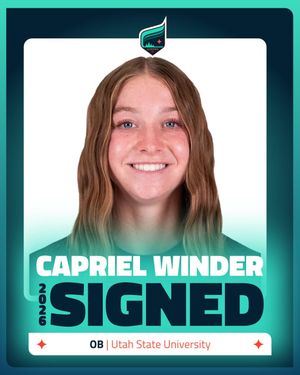 Image post by @mnaurorafc on Instagram