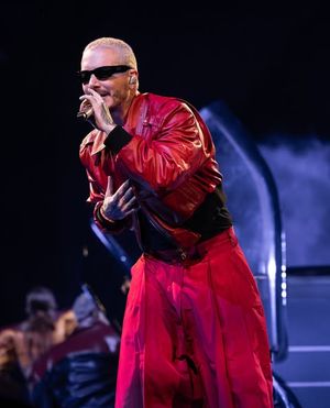 Image post by @capitalonearena on Instagram