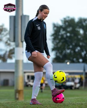 Image post by @ecnlgirls on Instagram