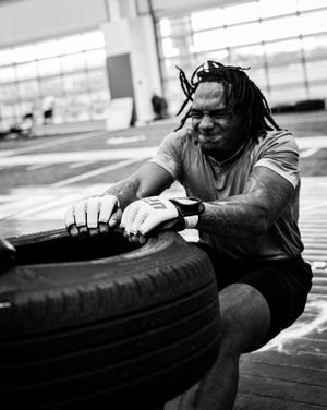 Image post by @usffootball on Instagram