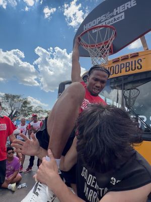 Image post by @thehoopbus on Instagram