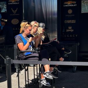 Image post by @reine_agency on Twitter