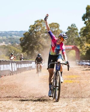Image post by @wmncycling on Instagram