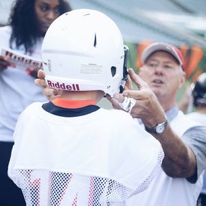 Image post by @riddellsports on Instagram