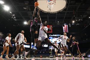 Image post by @hofstrawbb on Instagram