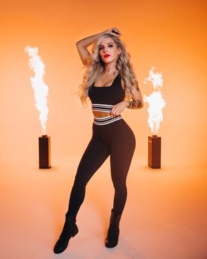 Image post by @buffbunny on Instagram