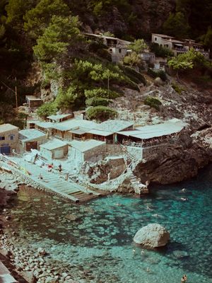 Image post by @annaburnsy on Instagram