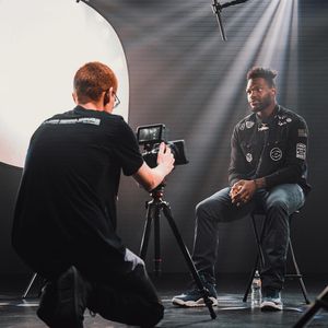 Image post by @redclinton3 on Instagram