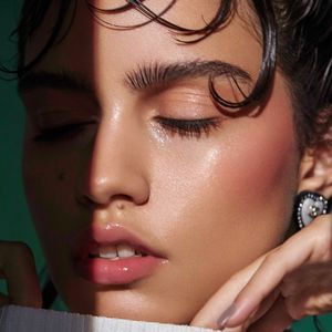 Image post by @tonimaltmakeup on Instagram