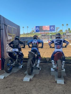 Image post by @supermotocross on Instagram