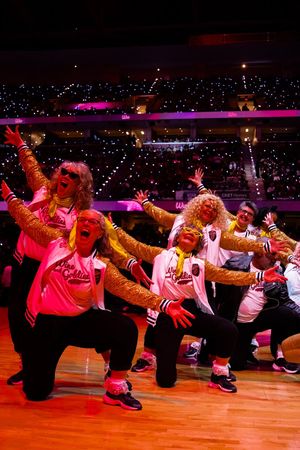 Image post by @CavsEntertain on Twitter