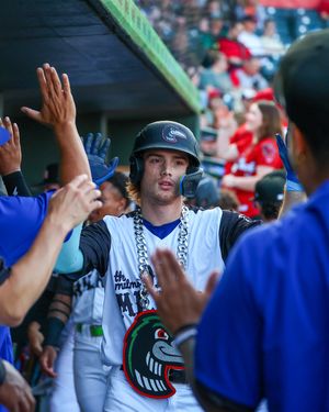 Image post by @greatlakesloons on Instagram