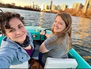 Image post by @retroboatrentalsatx on Facebook