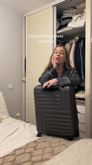 Video post by @carlotagrandeb on TikTok