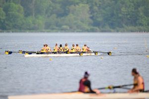 Image post by @umichrowing on Instagram