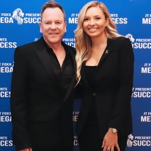 Image post by @katiekayofficial on Instagram