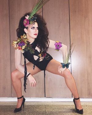 Image post by @hastaabajopod on Instagram