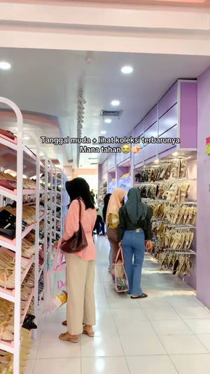 Image post by @deliwafastore.kediri on TikTok