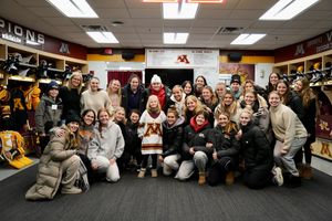 Image post by @gopherwhockey on Instagram