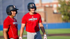 Image post by @LouisvilleBSB on Twitter