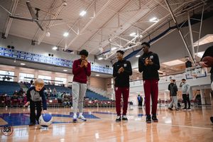 Image post by @sunrisehoops on Twitter