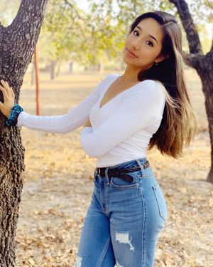 Image post by @itssarahgrace on Instagram