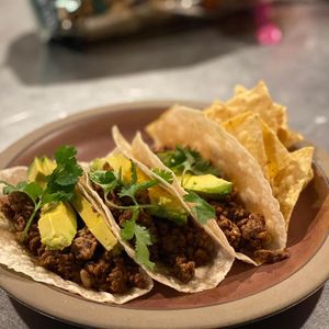 Image post by @eatcoyotas on Instagram