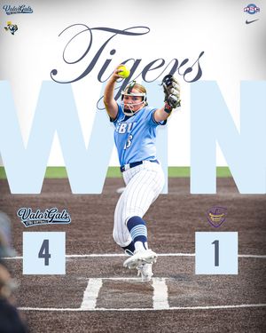 Image post by @etbu_softball on Instagram
