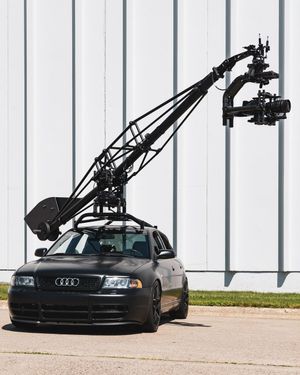 Image post by @motocrane_team on Instagram