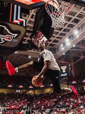 Image post by @texastech_fb on Instagram