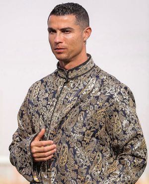 Image post by @cristiano.unofficials on Instagram
