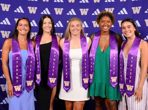 Image post by @uw_wsoccer on Instagram