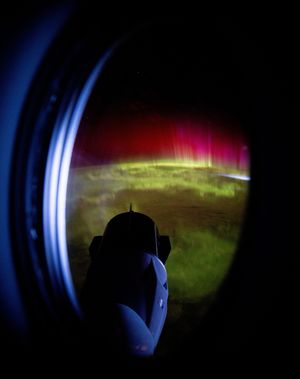 Image post by @iss on Instagram
