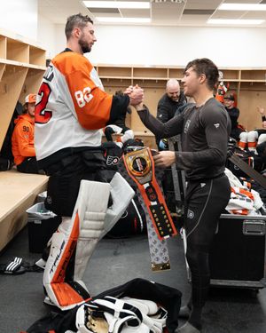 Image post by @NHLFlyers on Twitter