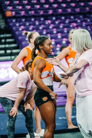Image post by @ClemsonGym on Twitter