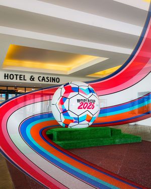 Image post by @hardrockholly on Instagram