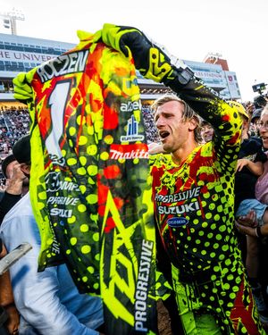 Image post by @supermotocross on Instagram