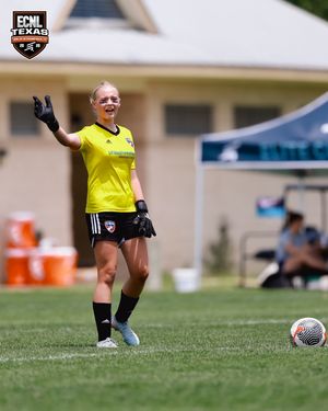 Image post by @ecnlgirls on Instagram