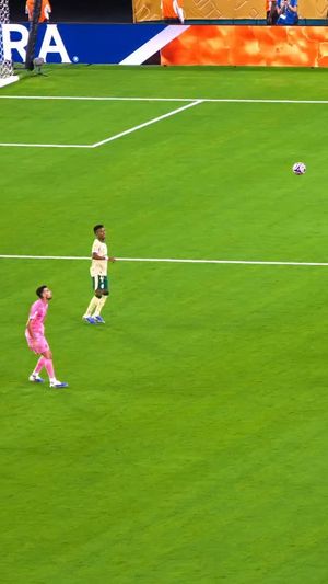 Video post by @fifaclubfootball on Facebook