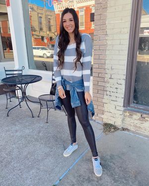 Image post by @sabrinanoellee on Instagram