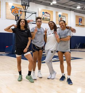 Image post by @irishcoachivey on Instagram