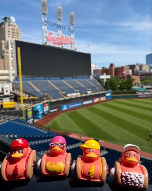 Image post by @CleHotDogs on Twitter