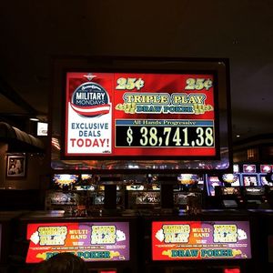 Image post by @stationcasinos on Instagram