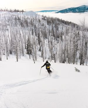 Image post by @j_skis on Instagram