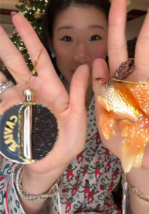 Video post by @beccaxbloom on TikTok
