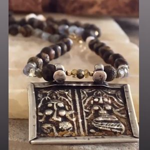 Image post by @shaktimoonjewels on Instagram