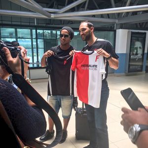 Image post by @ronaldinho on Instagram